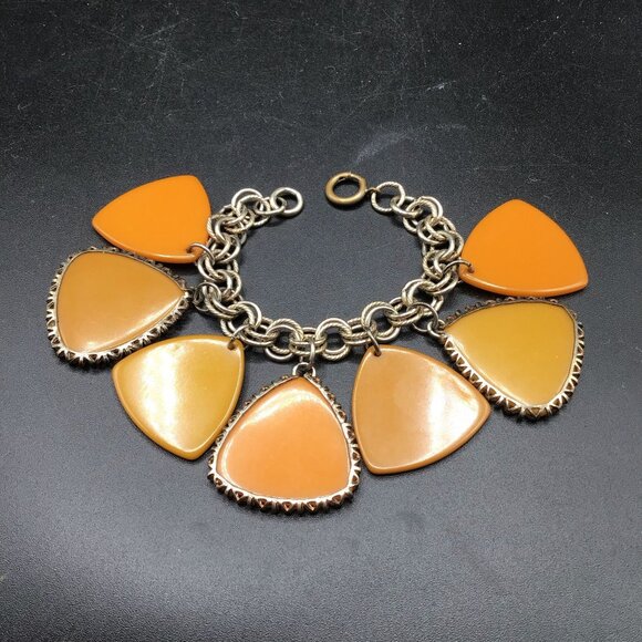 Vintage Bakelite Bracelet Butterscotch Chunky Triangular Charms Link Bracelet - Picture 2 of 6